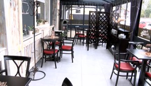 MANUÁL: ÚVZ zverejnil pravidlá pre fungovania barov, reštaurácií ale aj obchodov