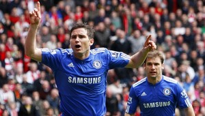 Chelsea má záver vo svojich rukách, Ferguson burcuje Wigan