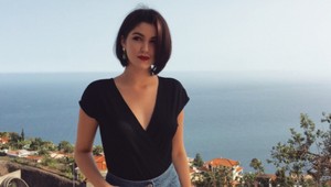 Celeste dala zbohom dlhým vlasom. Vyzerá ako hollywoodska hviezda