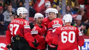 Andres Ambühl sa dočkal veľkej pocty