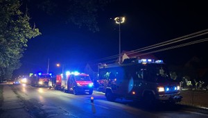 Rušný večer v Novej Bystrici: Vybuchol rodinný dom