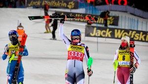 Petra Vlhová žiarila vo fínskej tme a je líderkou Svetového pohára