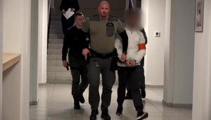 Matka, jej dvaja synovia a nevesta dílovali drogy. Najprv vinu odmietali, súd nakoniec prosili o súcit