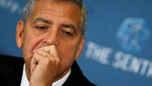 Clooney o deťoch: Od únavy plačem aj štyrikrát denne