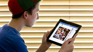 Ako zistíte, že vaše dieťa má skoliózu? Toto je 6 prejavov chorobného zakrivenia chrbtice