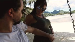 Chce porodiť na pódiu?! Ewa Farna ide na hranu