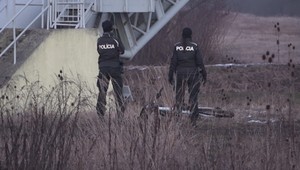 Desivý nález: Na plynovode objavili visiace telo bez známok života