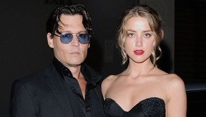 Na internete je nahá už aj snúbenica Johnnyho Deppa (50)