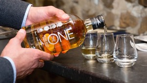 Mladá anglická pálenica whisky už zbiera ocenenia