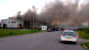 V Lučenci horela hala na spracovanie plastov, škody sa šplhajú na státisíce