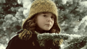 Dievčatko z najpopulárnejšej vianočnej reklamy má už 22 rokov: Spoznali by ste ju?