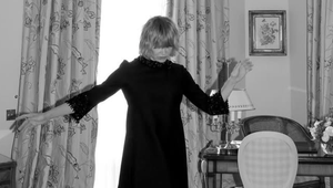 Stačilo zmeniť účes a svet jej znovu leží pri nohách! Pamela Anderson je zrazu iný človek!