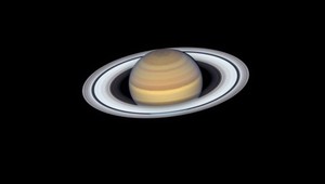 Obrázok dňa: Hubblov teleskop zachytil fascinujúci obraz Saturnu