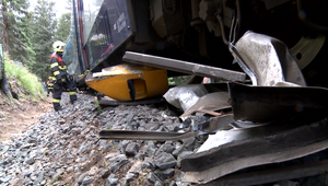 Tragédia v Česku: Čelná zrážka vlakov si vyžiadala obete aj zranených, podozrivý je strojvodca