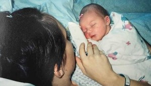 Neverila vlastným očiam: Žena spoznala dcéru, ktorú dala pred 17 rokmi na adopciu