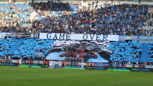 Očakávaný trest pre Slovan za výtržnosti v derby