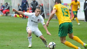 Smiešny vlastný gól stačil Trnave na víťazstvo s vedúcou Žilinou