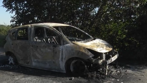 Záhadná smrť muža v zhorenom aute. Čo predchádzalo tragédii?