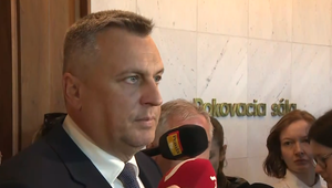 Tlačová beseda strany SNS o aktuálnej politickej situácii