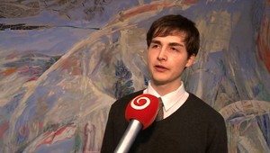 Kňaz, ktorý podporil manželstvá LGBT sa vrátil na Slovensko