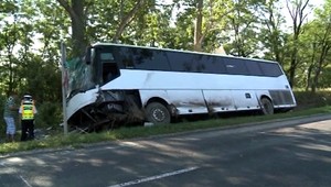 Autobus so Slovákmi sa zrazil s autom v Maďarsku! 6 zranených