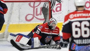 Play out nebude husté. Zákaz vstupu pre kamery