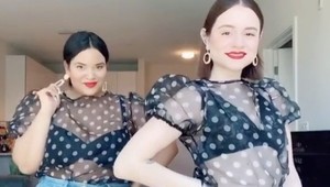 Štíhla či bacuľka? Kamarátky v rovnakých outfitoch sa stali hitom internetu