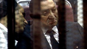 Súd zrušil doživotie pre exprezidenta Mubaraka