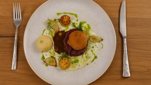 Kôprová omáčka so zemiakmi a s vajíčkom