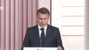 Tlačová beseda Macrona a Starmera na samite k otvoreniu Hormuzskeho prielivu