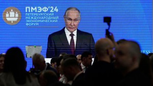 Hrozí Rusku recesia? Vojna tamojšej ekonomike pomáha