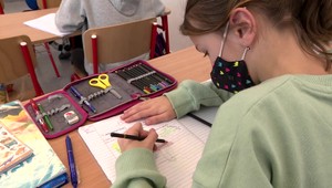 Komplikované vzdelávanie: Ministerstvo školstva chce čo najdlhšie udržať prezenčné vyučovanie