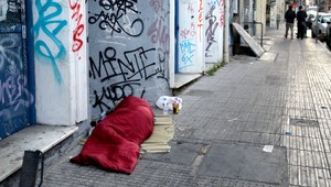 Z pomocného murára bezdomovec. Štefan prišiel o dôstojnosť i obe nohy