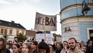 Dve zhromaždenia v jednom meste. Na stretnutie ĽSNS zareagovali Pochodom proti fašizmu