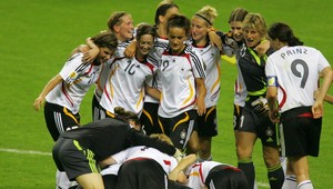 MS žien - Úspešná obhajoba Nemiek, striebro do Brazílie