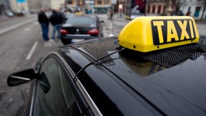 Vrah taxikárov stále uniká, polícia je bezradná