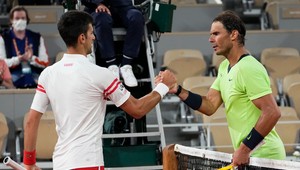Nadal prehral tretíkrát v živote v Paríži. Druhý raz s Djokovičom. Ten zdolal Everest