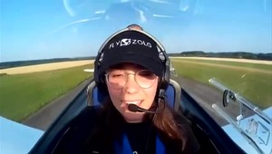 Mladá pilotka na slovenskom lietadle obletela svet: Blíži sa k svetovému rekordu