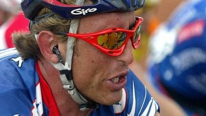 Austrálčania si posvietia na Armstrongovho exkolegu Whita (38)