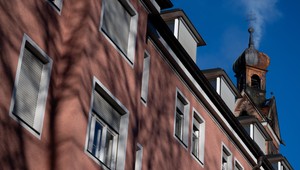 V domove dôchodcov na Štedrý deň horelo, zranilo sa 15 ľudí