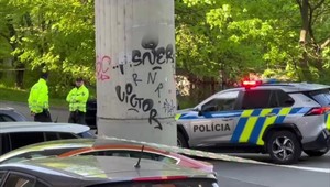 Tragické ráno v Bratislave: Muž skočil z mosta. Polícia žiada verejnosť o pomoc pri stotožnení nebohého