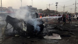 Na trhovisku vybuchlo nákladné auto. Minimálne 60 mŕtvych