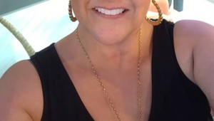 Má len 36 rokov, no všetci si myslia, že je o dvadsať rokov staršia: Tejto žene nepomôže ani mejkap!