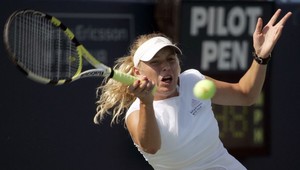 Vo finále turnaja WTA v New Havene sa stretnú Vesninová a Wozniacká