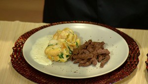 Pečené kuracie stehná so žemľovou plnkou