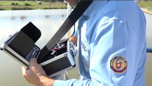 Hasič zostrojil špeciálne pomôcky, ktoré uľahčia každý zásah. Prezídium ich vyrobiť nemôže