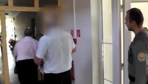 Muža obžalovali z usmrtenia po tragickej nehode, naďalej pracuje ako vodič