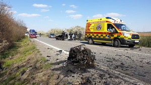 Po tragickej zrážke áut pri Nitre, vyhasol život aj mladého vodiča