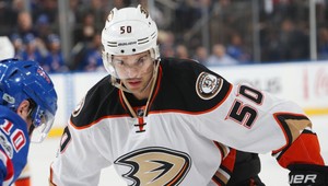 Vermette bude pauzovať. Disciplínárka mu jeho skrat spočítala aj s úrokmi