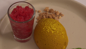 Dezert: Sladký orech v kyslom?